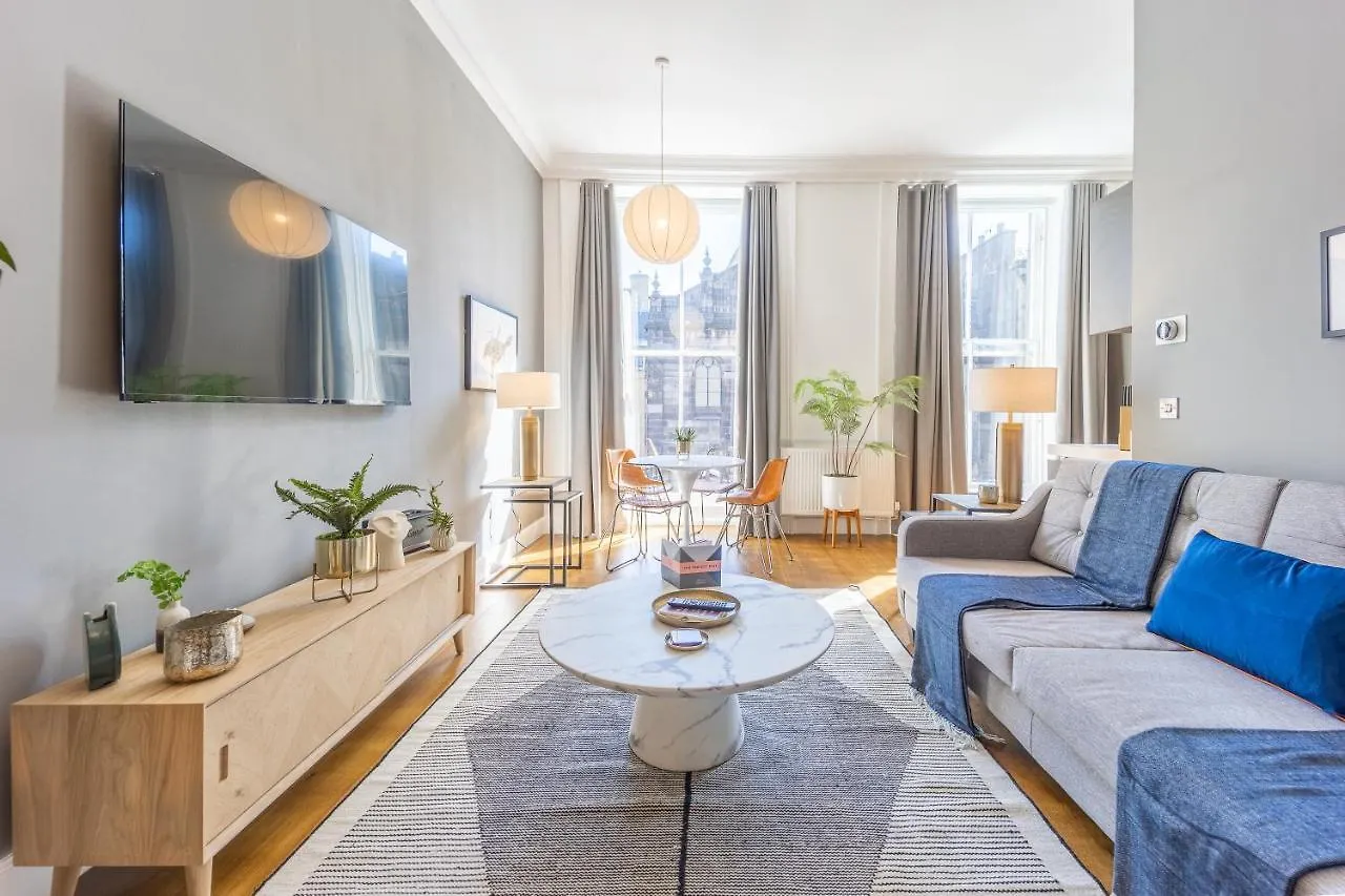 No1 Apartments Edinburgh - George IV Bridge