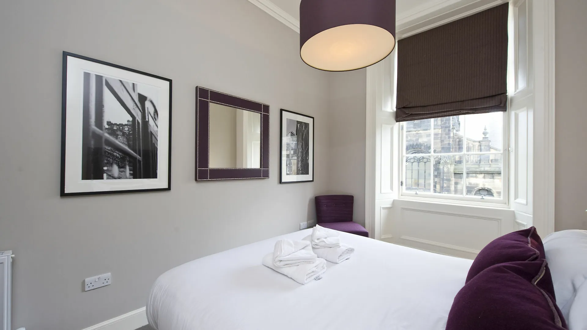 No1 Apartments Edinburgh - George IV Bridge