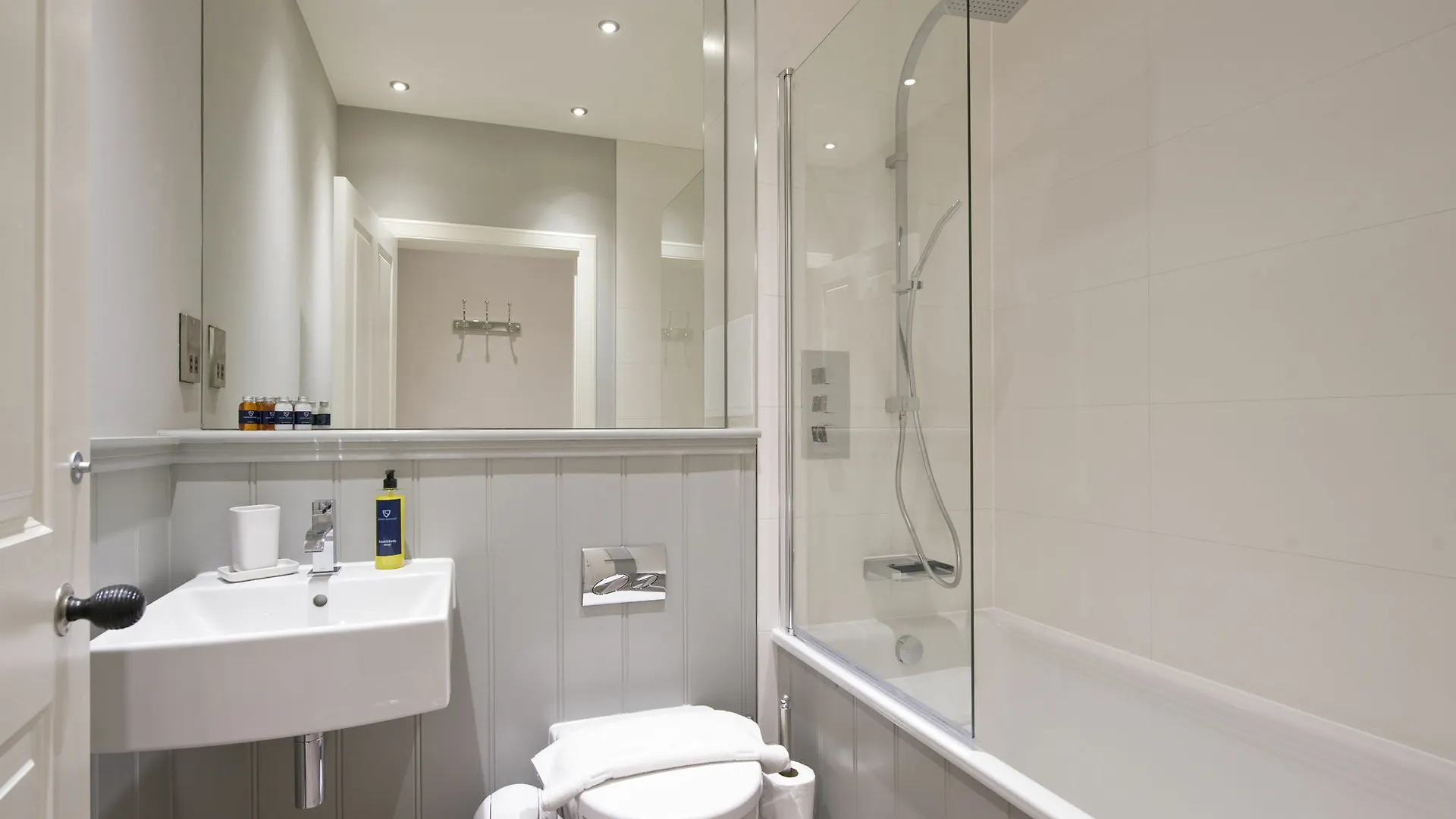 No1 Apartments Edinburgh - George IV Bridge 0*,  Birleşik Krallık